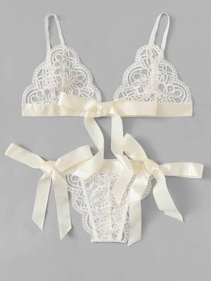 V Yaka Arkası Açık 3XL 4XL Plus Babydoll İç Çamaşırı Beyaz Bodysuit Sling Dantel