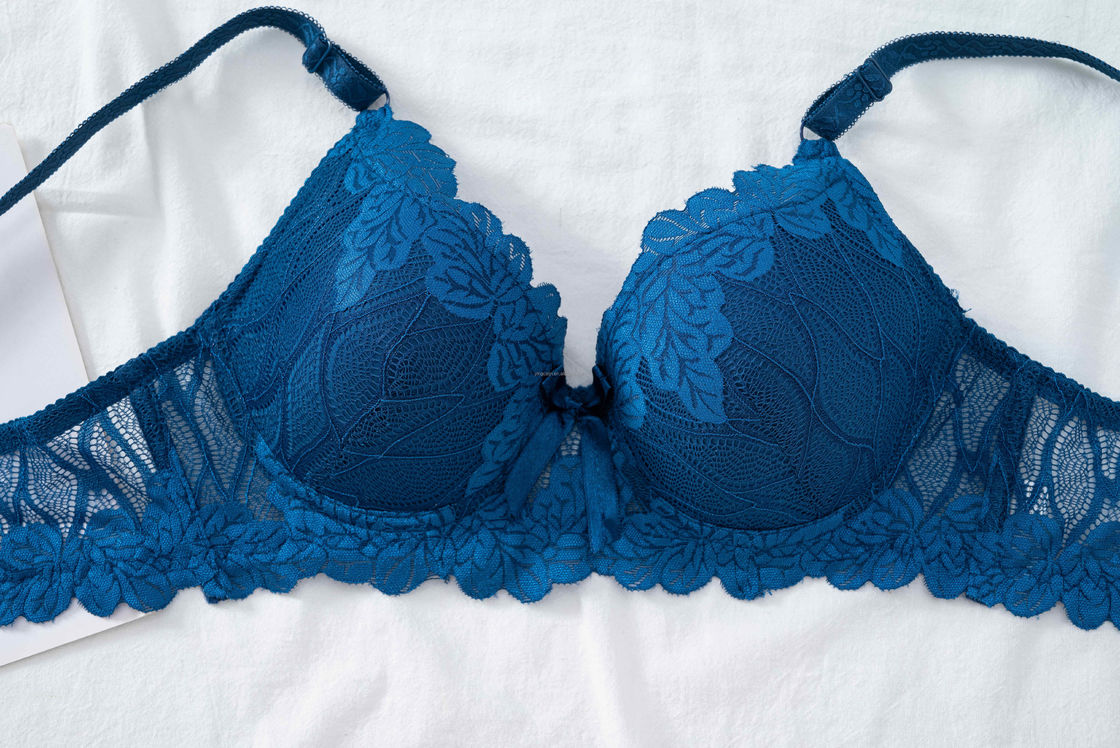 Kız Modası 50-60kg Seksi Kadın Sütyen Dikişsiz 75B 75C 75D Kablosuz Push Up